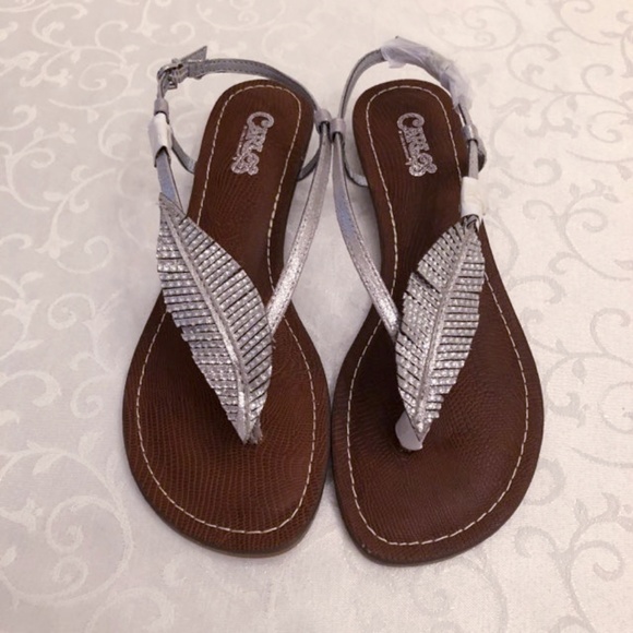 CARLOS SANTANA Tandy 2 Feather Wedge Sandal - Picture 7 of 8